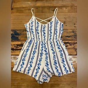 WHITE AND BLUE CRISS CROSS SUMMER ROMPER